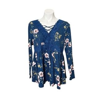 Torrid Floral Lace-Up Babydoll Top Size 0 or Large